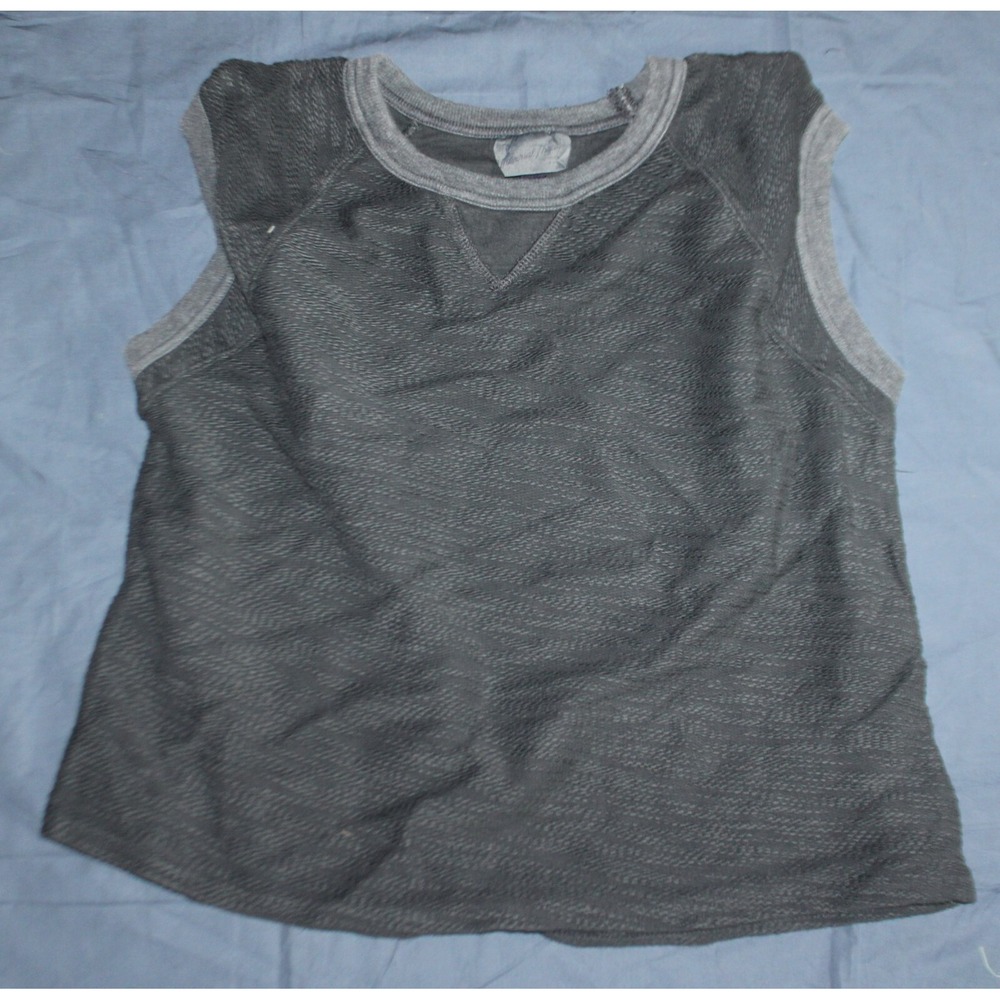 Universal Thread Women's shirt size small